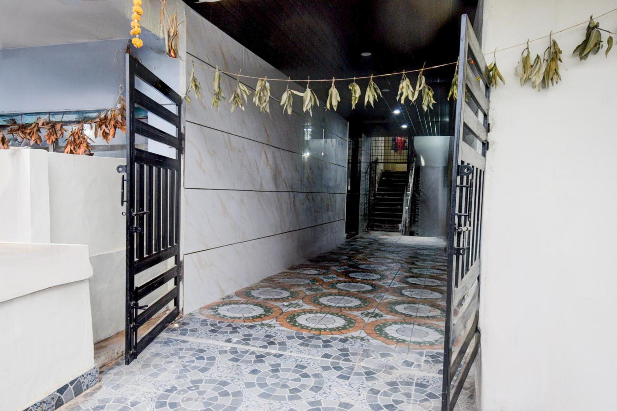 Hotel Super Collection O Srisailam Highway Shamshabad Exterior foto